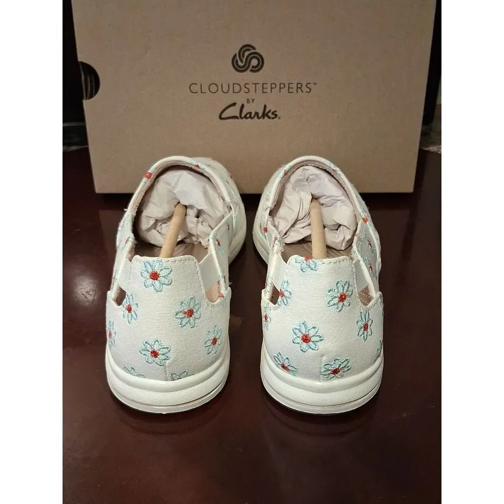 Clarks Cloud Stepper Breeze Step Daisy Size 9M New With Box